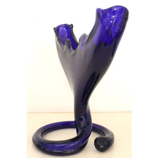 1970s Cobalt Blue Blown Glass American Cornucopia Gondola Centerpiece Vase For Sale In San Diego - Image 6 of 16