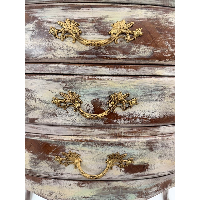 1990s Authentic Made in Italy Bombe Commode - Distressed Painted 3 Drawer Nightstand, Vintage Italian Florentine Accent Chest, Gilt Table 28" For Sale - Image 16 of 18