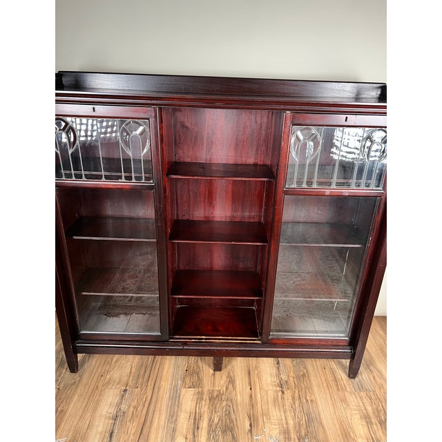 Antique Arts & Crafts Leaded Glass Mahogany Bookcase C. 1920 For Sale - Image 9 of 11