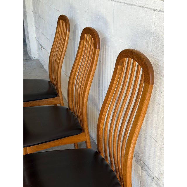 Solid Oak High-Back Dining Chairs Set of 5 With Brown Upholstery Vintage 1980s For Sale - Image 4 of 11