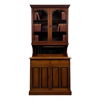 20th Century Edwardian English Walnut Bookcase with Bevelled Mirror, 1890s For Sale