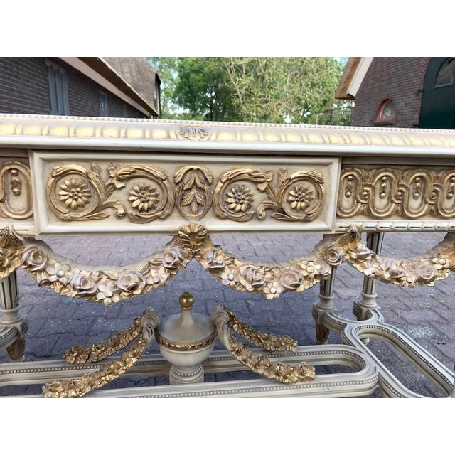 French 1980s French Louis XVI Cream Gilt Beech Center Table For Sale - Image 3 of 12