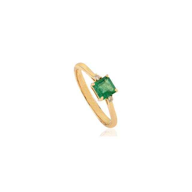 14k Gold Square-Cut Emerald Diamond Three Stone Modern Engagement Ring Size 5.5 For Sale - Image 4 of 18