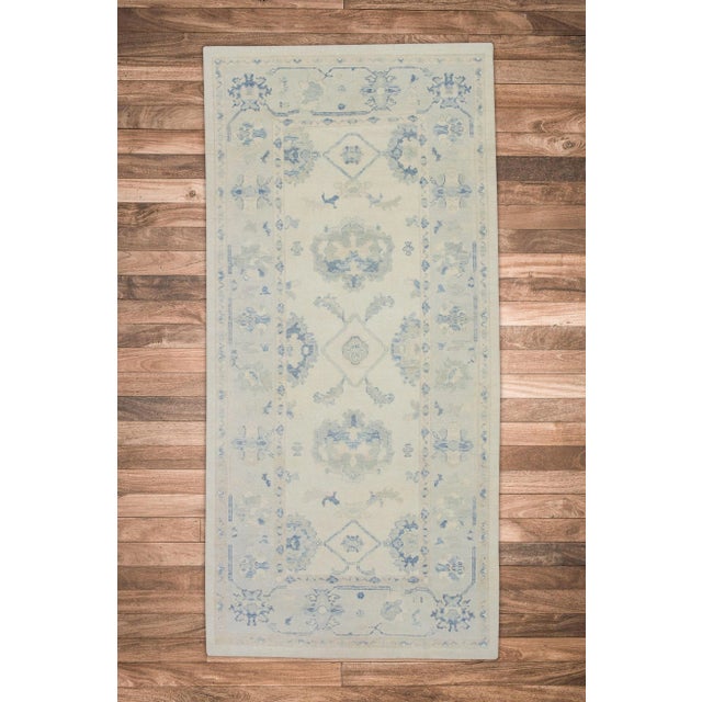 Early 21st Century Cream & Blue Floral Design Handwoven Wool Turkish Oushak Runner 4'10" X 9'8" For Sale In Houston - Image 6 of 7