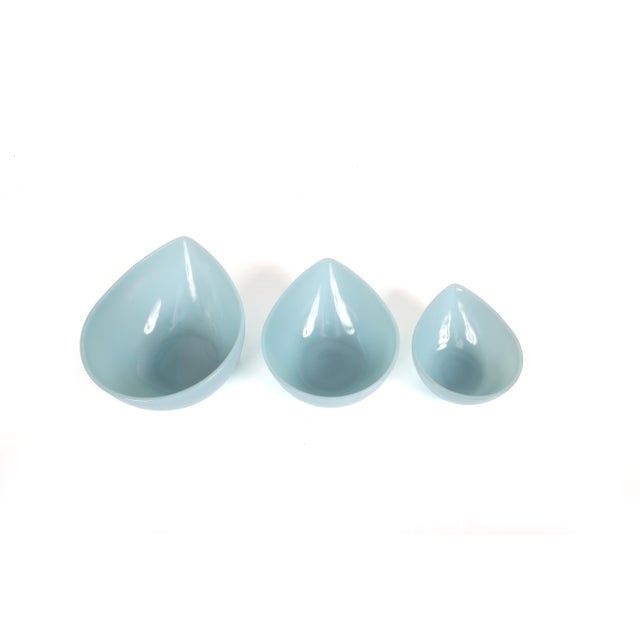 Fire King Teardrop Mixing Bowls - Set of 3 in Rare Delphite Blue For Sale - Image 11 of 13