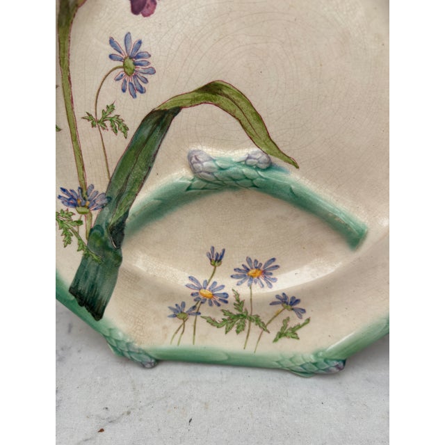 Late 19th Century 19th Century French Majolica Asparagus Plate Iris Longchamp For Sale - Image 5 of 6