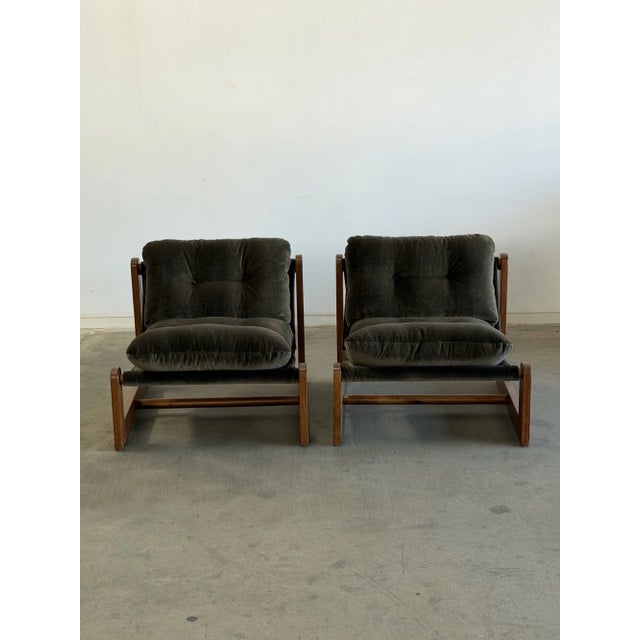 Mid-Century Modern Made to Order Fionda Lounge Chairs - Pair For Sale - Image 3 of 18