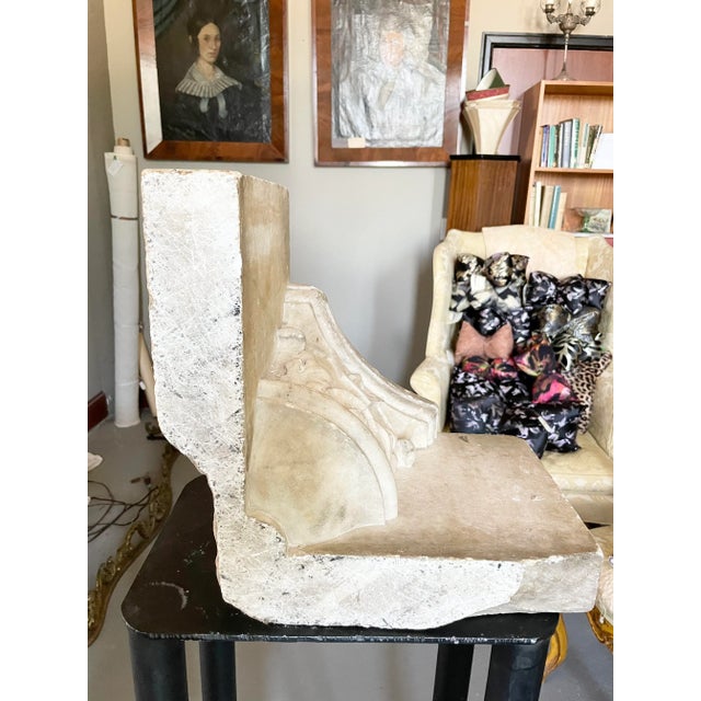 Antique 16th Century Renaissance Era Marble Cornice Section Poseidon Trident Over Sea Shell For Sale - Image 10 of 13