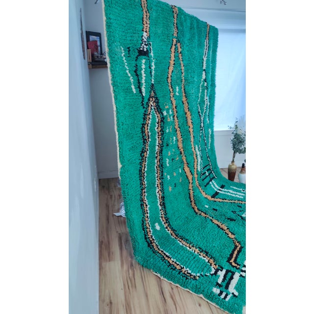 Handmade Moroccan Beni Ourain Rug, Emerald Green Abstract, 9'7" X 6'9" For Sale - Image 10 of 15