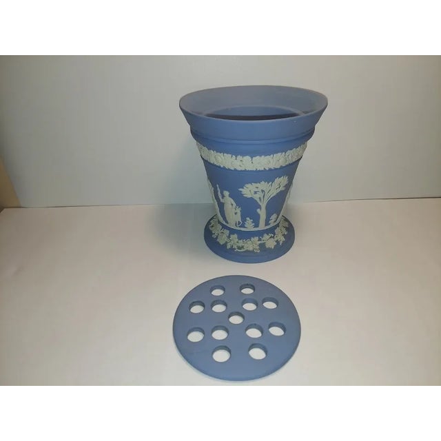 Wedgwood Vintage Wedgwood Jasperware Blue Frog Vase For Sale - Image 4 of 8