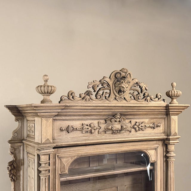 Sand 19th Century French Renaissance Revival Bookcase ~ Bibliotheque in Stripped Oak For Sale - Image 8 of 18