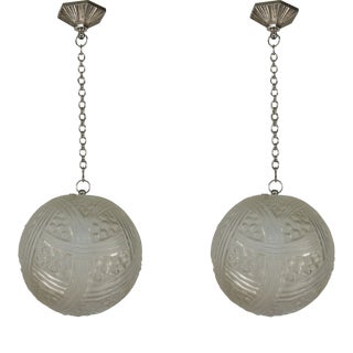 French Art Deco Pendant Chandeliers by Hettier Vincent & Hanots 1920s France - a Pair For Sale