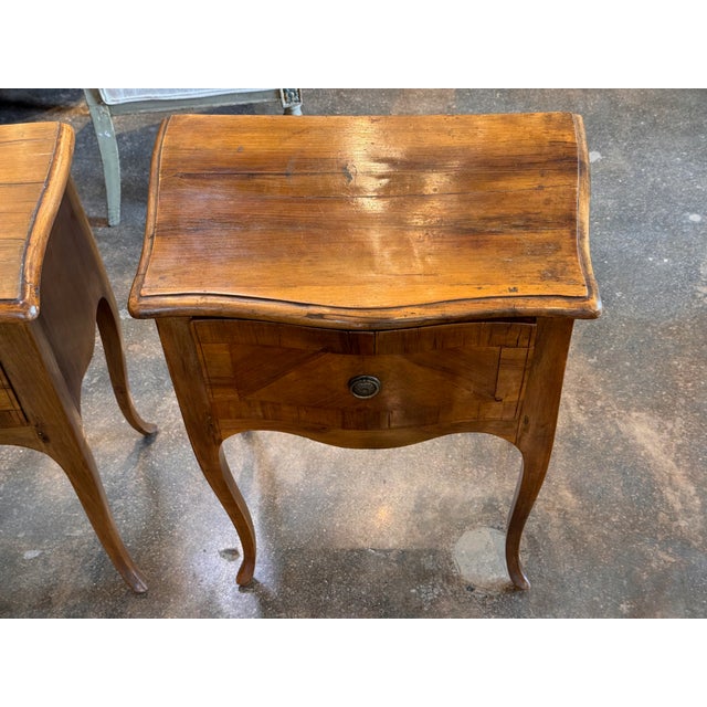 Wood 1920s Pair of Italian Walnut Side Tables With Parquetry Drawers For Sale - Image 7 of 12