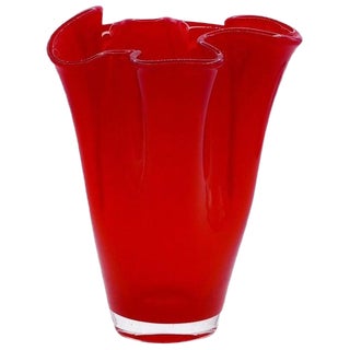 Vintage Chinese Handkerchief Vase For Sale