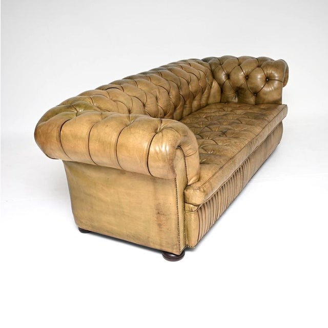 Antique Deep-Buttoned Leather Chesterfield Sofa, 1930s For Sale - Image 3 of 14