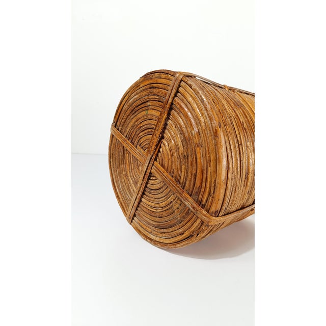 Italian Cachepot Basket in Hand-Woven Pencil Reed Rattan and Brass, 1960s For Sale - Image 11 of 18
