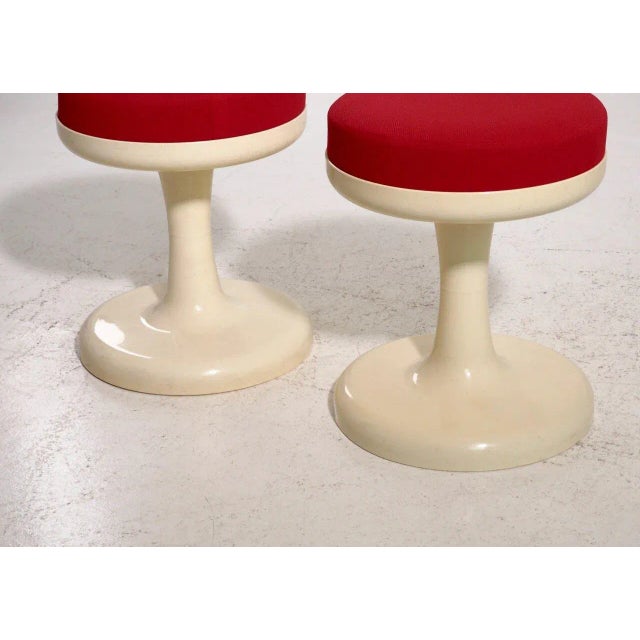 Set of Scandinavian Modern Stools with Red Fabric Upholstery, 1960s, in Very Good conditions. Designed 1960 to 1969