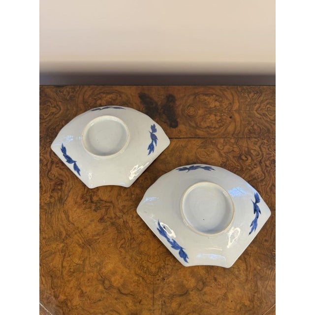 1900 - 1909 Antique Japanese Blue and White Fan Shaped Imari Dishes, 1900, Set of 2 For Sale - Image 5 of 7