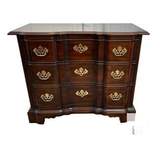 Drexel Mahogany Bachelors Chest Three Drawer Block Front Georgian Dresser 70s For Sale