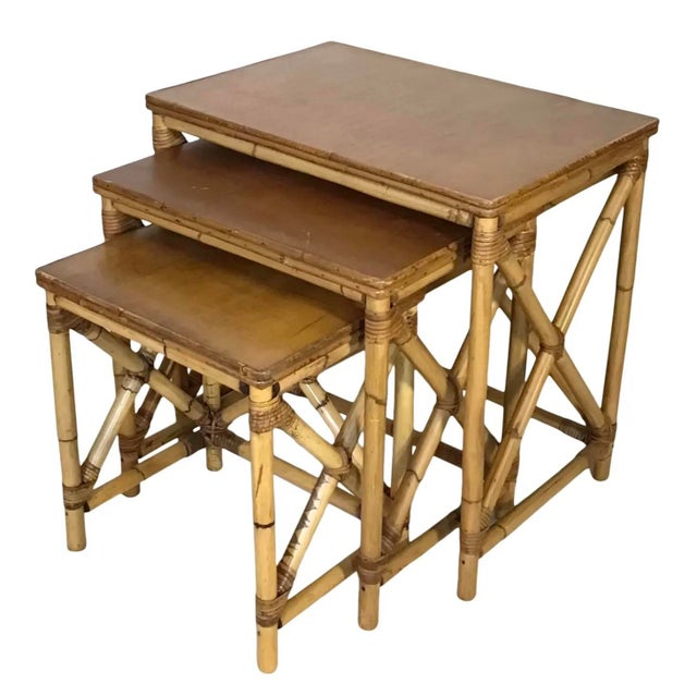Vintage set of 3 natural rattan nesting tables, birch wood rectangular tops, graduated sizes, early 20th century. This set...