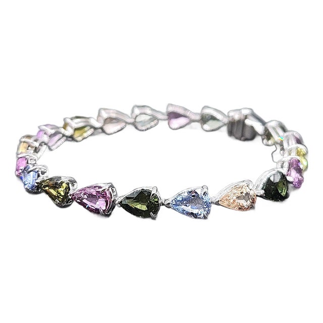22.16 Ct Natural Ceylon No Heat Sapphire Bracelet For Sale