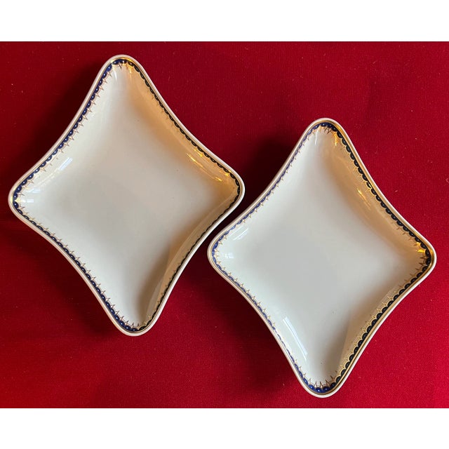 Cream Antique Early 19th Century English Wedgwood Creamware Diamond Shape Serving Dishes or Bowls - a Pair For Sale - Image 8 of 10