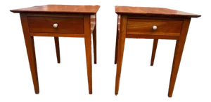 Late 20th Century Pair of Ethan Allen Shaker Style Side Tables or Nightstands