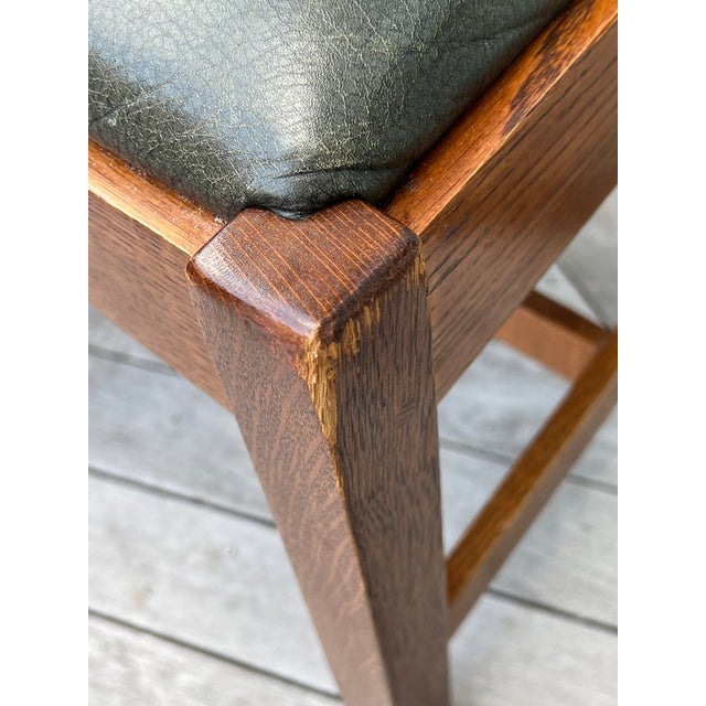 Set of 6 Stickley Mission Oak Cottage Dining Chairs Leather Seats For Sale In New York - Image 6 of 10