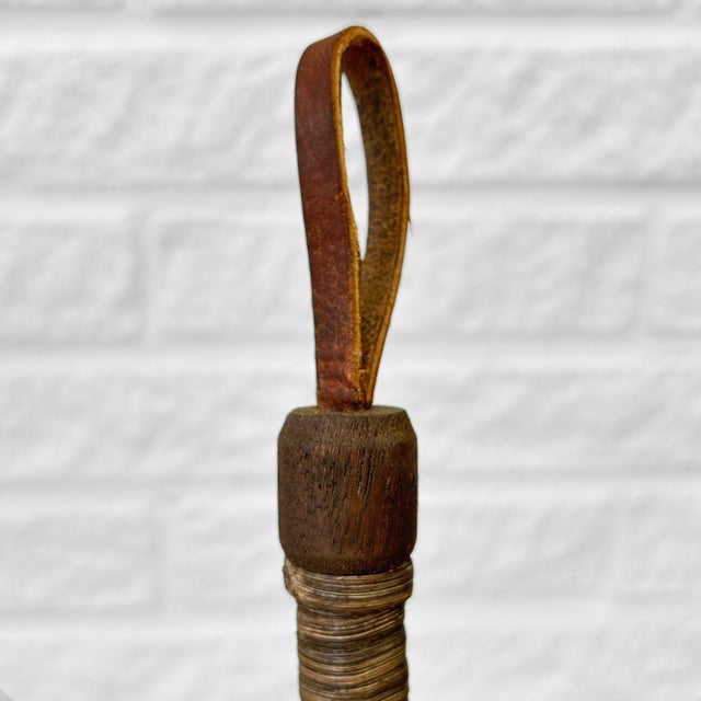 Metal Mid-Century Handheld Vanity Mirror in Brass, Leather and Rattan, Sweden, 1950s For Sale - Image 7 of 8