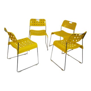 Italian Steel Omkstak Chairs by Rodney Kinsman for Bieffeplast, 1970s, Set of 4 For Sale