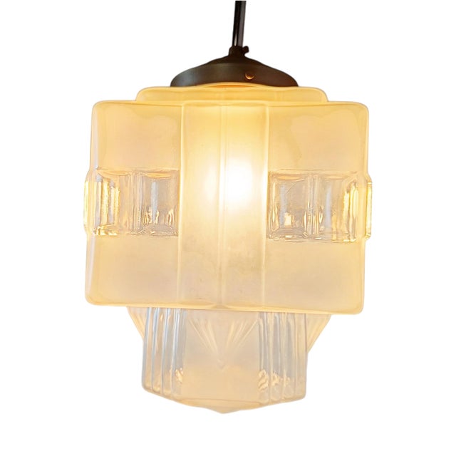 Vintage Art Deco Pendant Light in Glass, 1930s For Sale