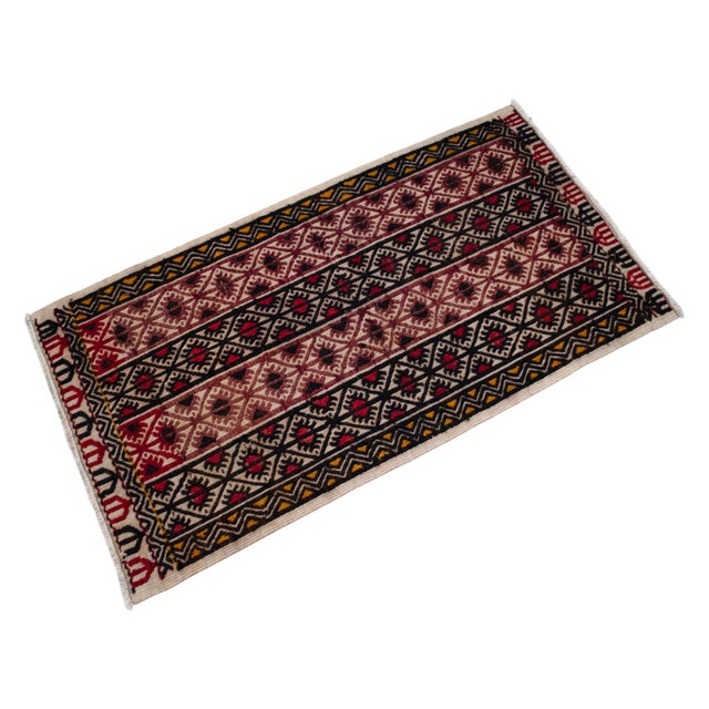 Hand-Woven Braided Small Rug Turkish Kilim Jajim Boho Doormat- 21″ × 39″ For Sale - Image 4 of 12