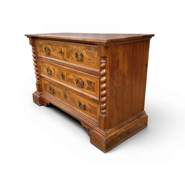 Antique Italian Commode in Walnut, 1800s For Sale - Image 4 of 12