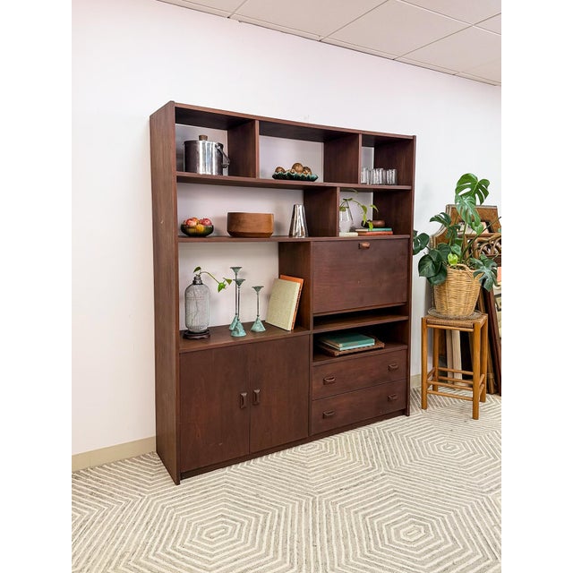 Wood Vintage Walnut MCM Wall Unit Desk Storage Cabinet Mid Century Modern W/ Drawers For Sale - Image 7 of 15
