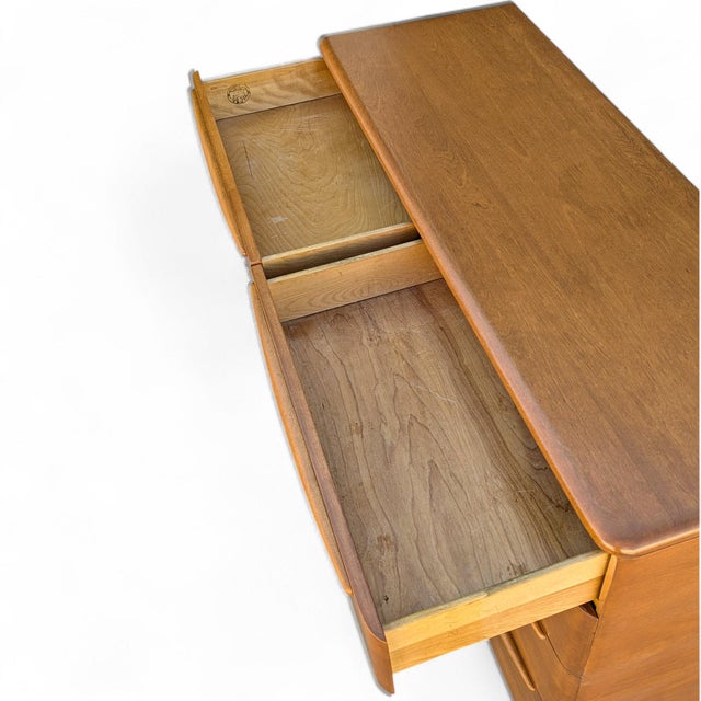 Mid 20th Century Heywood-Wakefield Mid-Century Modern 8-Drawer Lowboy Dresser For Sale - Image 17 of 18