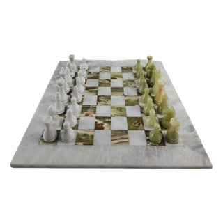Marble Chess Set in White and Green Onyx, 1990s, Set of 33 For Sale