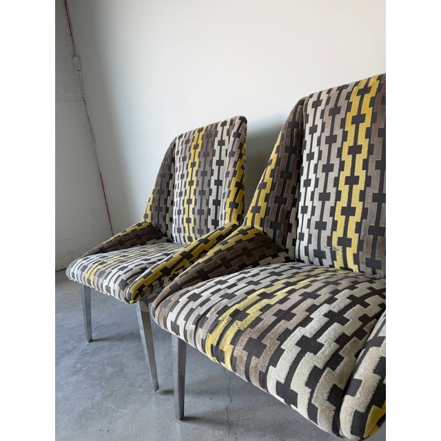Thayer Coggin Geometric Fabric Upholstery Lounge Chairs With Chrome Legs – A Pair For Sale - Image 9 of 18