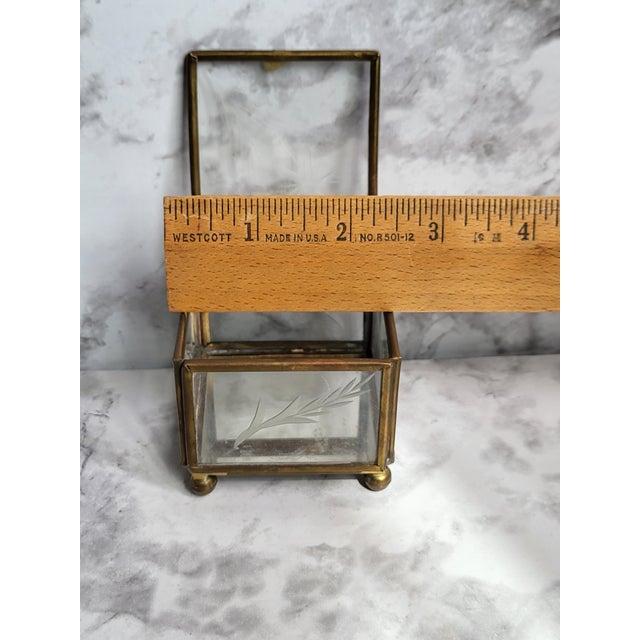 Mid-Century Modern Vintage Glass and Brass Trinket Box Etched Floral For Sale - Image 3 of 12