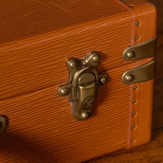 20th Century Presidential Briefcase in Orange Epi Leather from Louis Vuitton, France, 1993 For Sale - Image 16 of 18