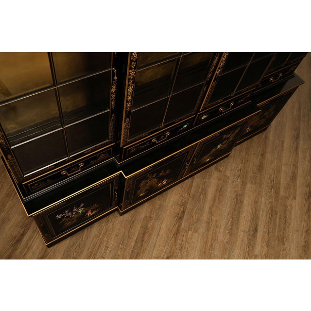Union National Chinoiserie Hand Painted China Display Cabinet For Sale - Image 13 of 18