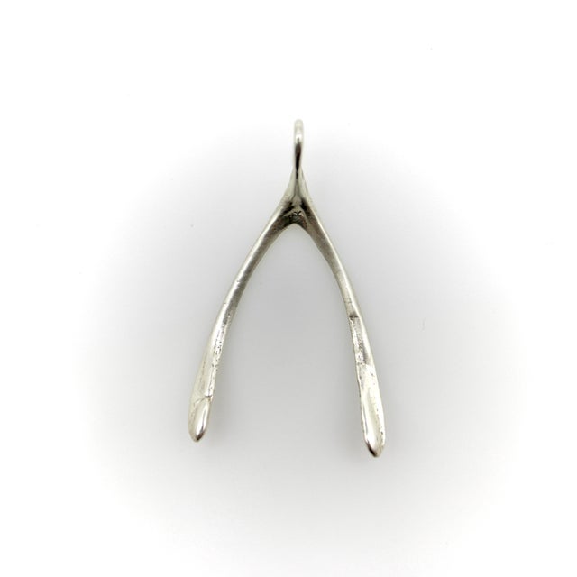 1990s Vintage 14k Gold Make a Wish Wishbone Pendant For Sale - Image 5 of 9
