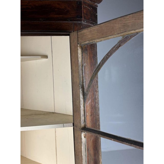 Brown English Corner Cabinet in Oak, 1800s For Sale - Image 8 of 18