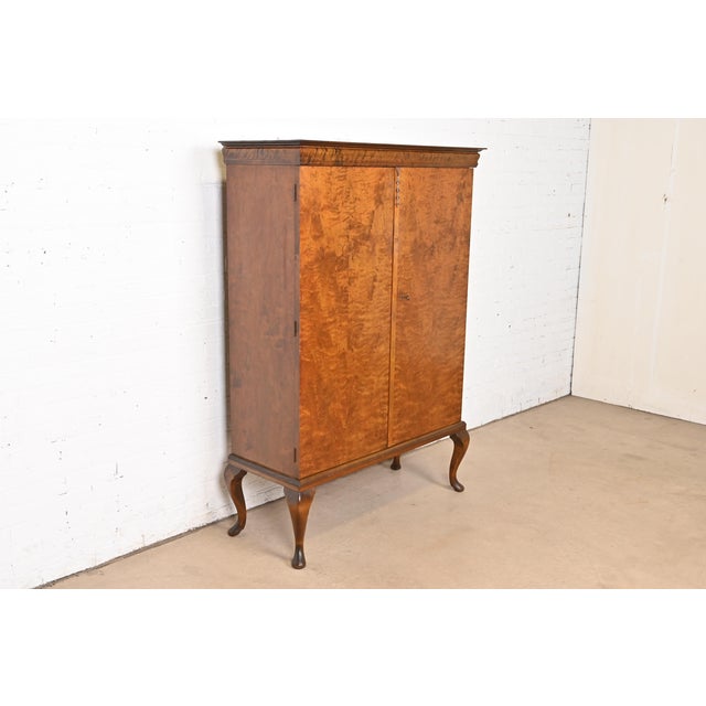 Romweber Romweber Style Queen Anne Burl Wood Bookcase or Bar Cabinet, Circa 1930s For Sale - Image 4 of 11