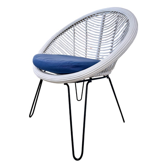 Mid-Century Modern 1960's Italian Web Chair With Hairpin Legs & Sunbrella Cushion For Sale - Image 3 of 6