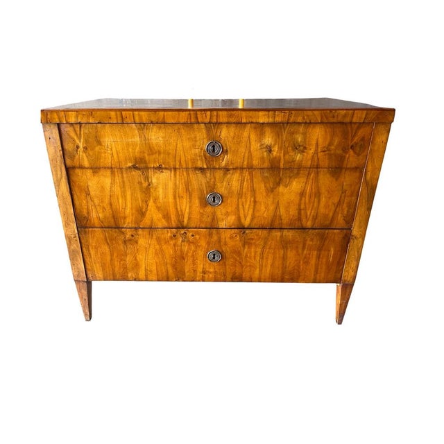 Wood 18th Century Neoclassical Italian Elm Chest of Drawers For Sale - Image 7 of 15