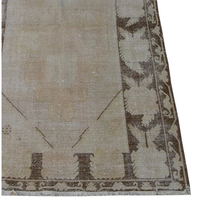 Up for sale is an Early-19th Century Khotan Samarkand Rug