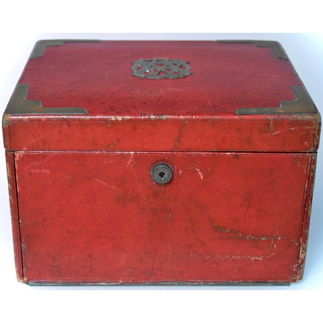 Late 19th Century Antique English Leather Jewelry Chest For Sale - Image 11 of 11