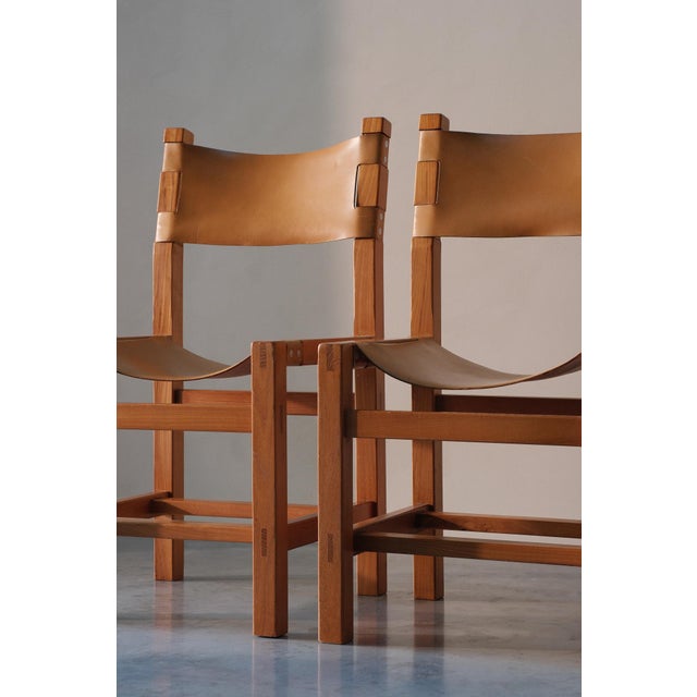 Vintage Dining Chairs from Maison Regain, 1970s, Set of 4, in Good conditions. Designed 1970 to 1979