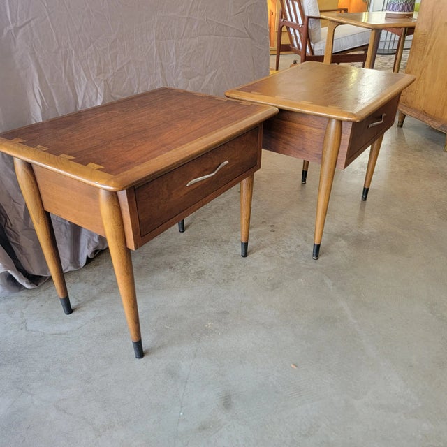 Mid-Century Modern 1960s Lane Mid-Century Modern Walnut Acclaim One-Drawer Side Tables - a Pair For Sale - Image 3 of 11