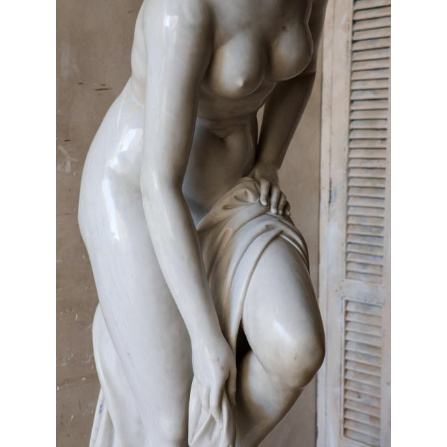After Christophe-Gabriel Allegrain, Sculpture of a Bathing Woman, Marble For Sale - Image 3 of 13